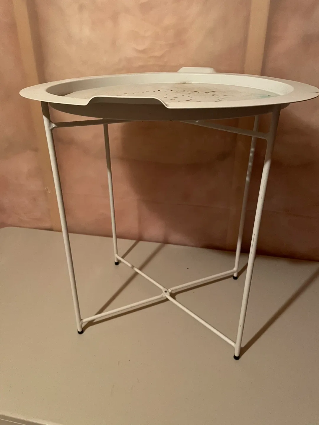 White Metal Side Table image indicator(2)