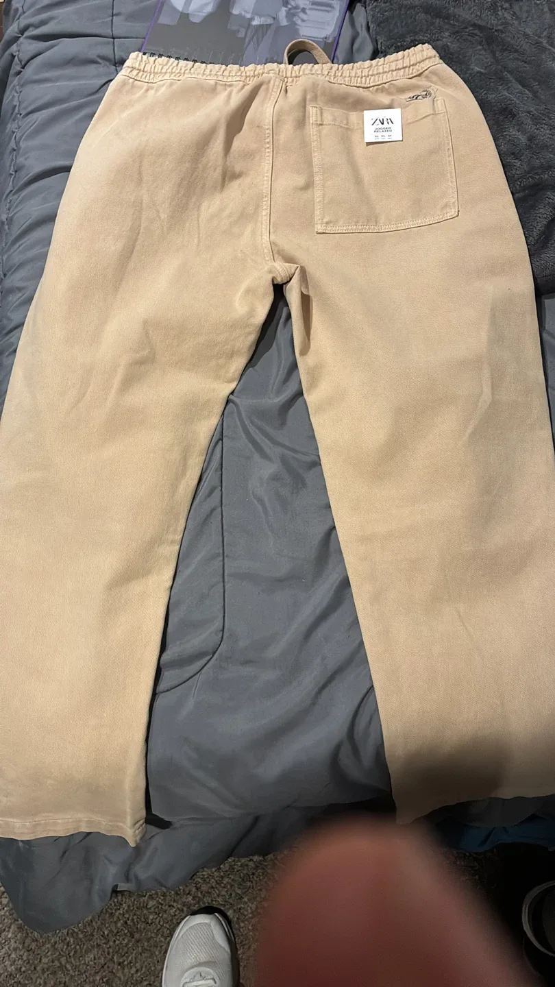 Zara Jogger Relaxed Pants - XL image indicator(2)