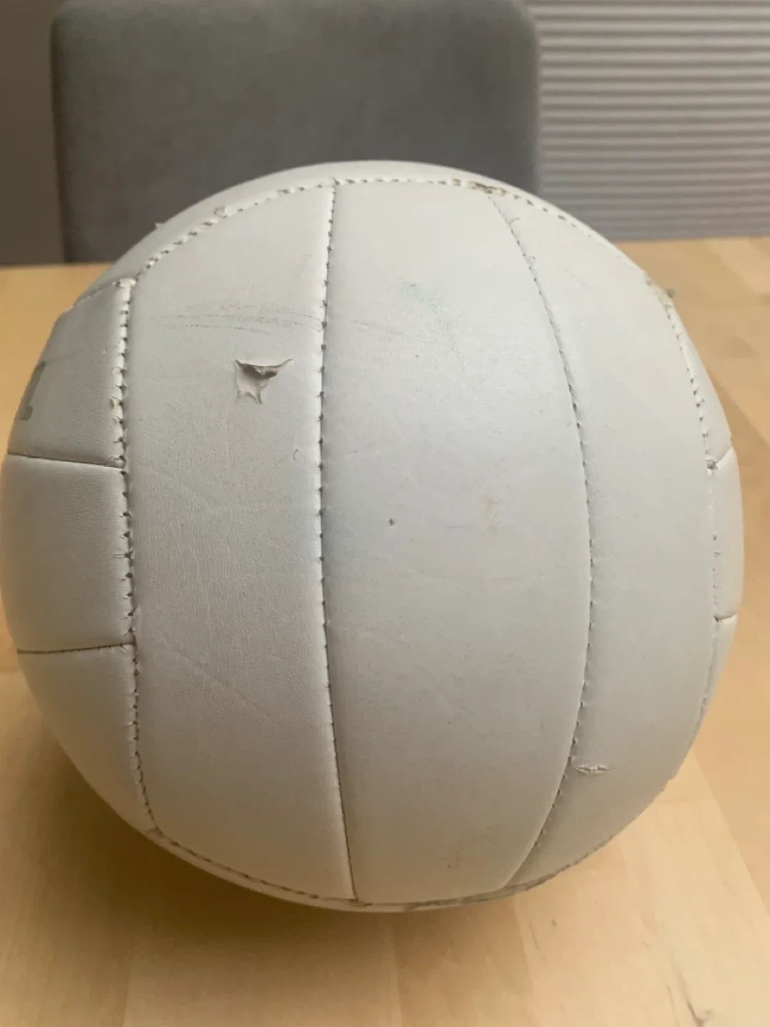Wilson Soft Play Technology Volleyball image indicator(2)