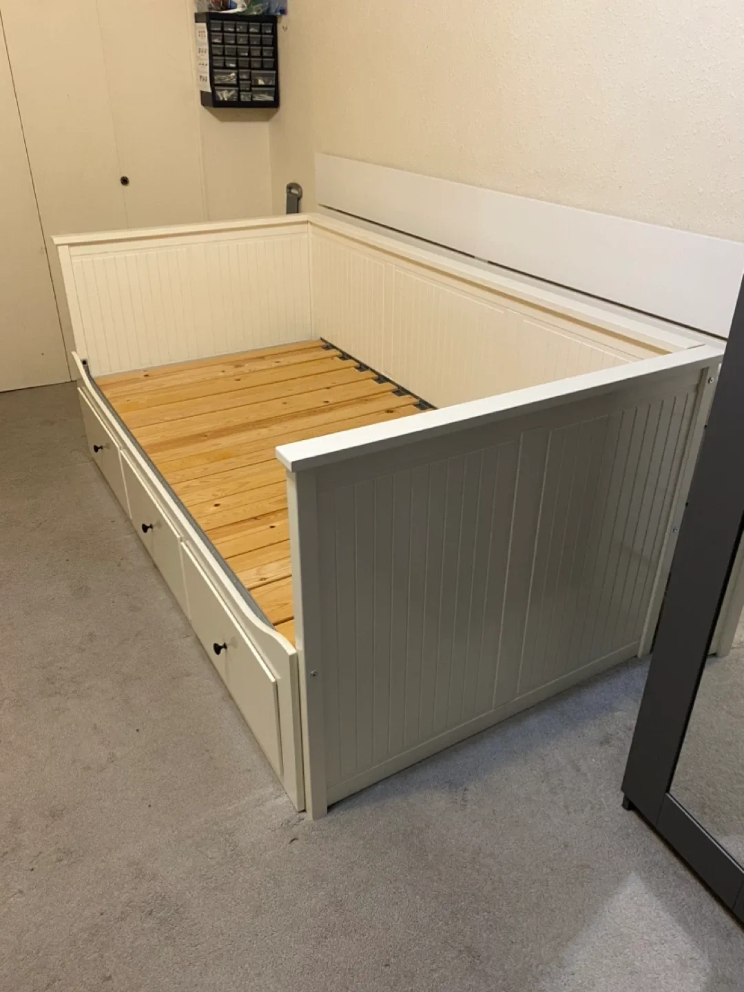 IKEA Hemnes Daybed with 3 one mattress image indicator(9)