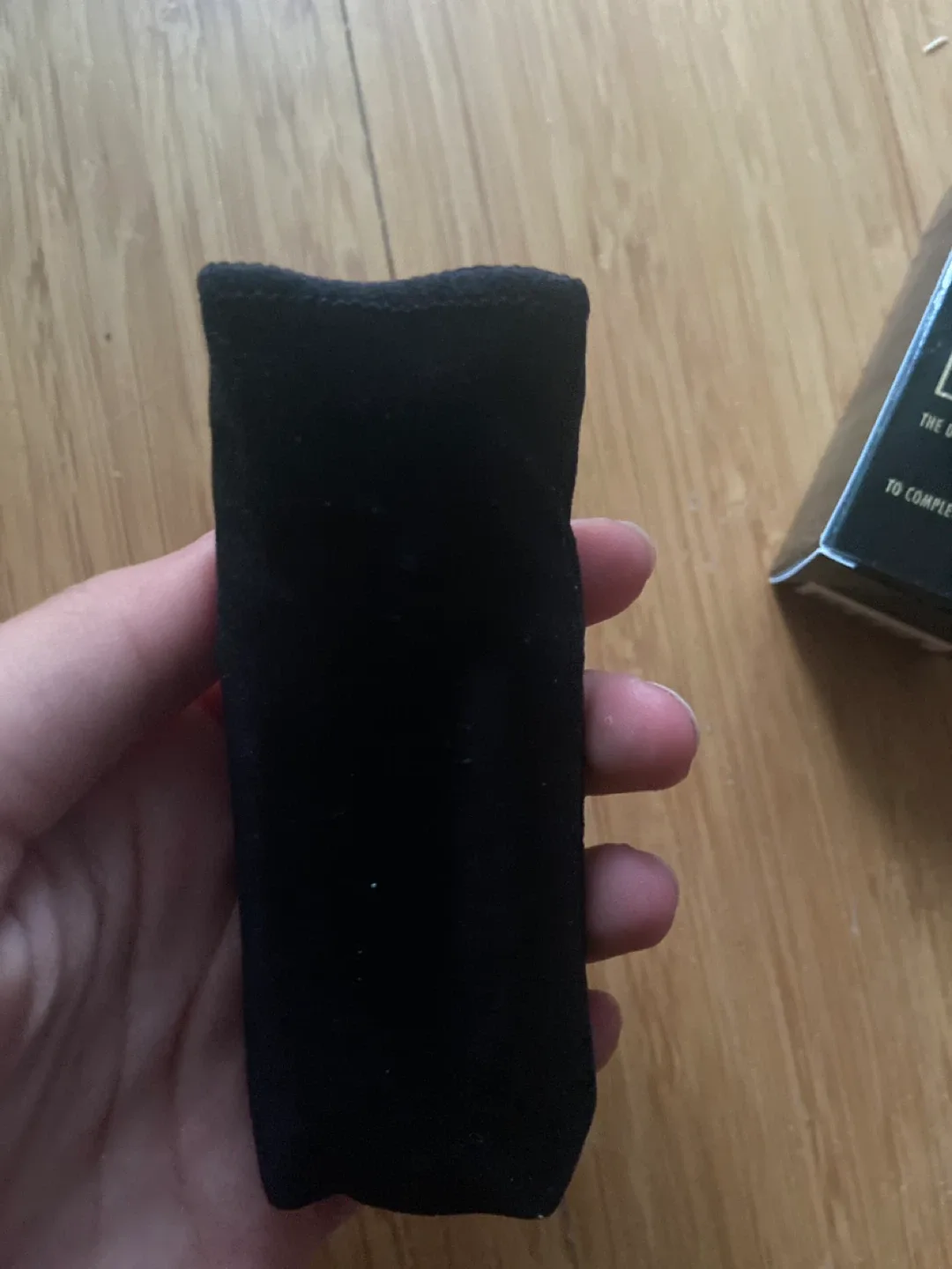 Guerlain Rouge G de Guerlain Double Mirror Case image indicator(3)