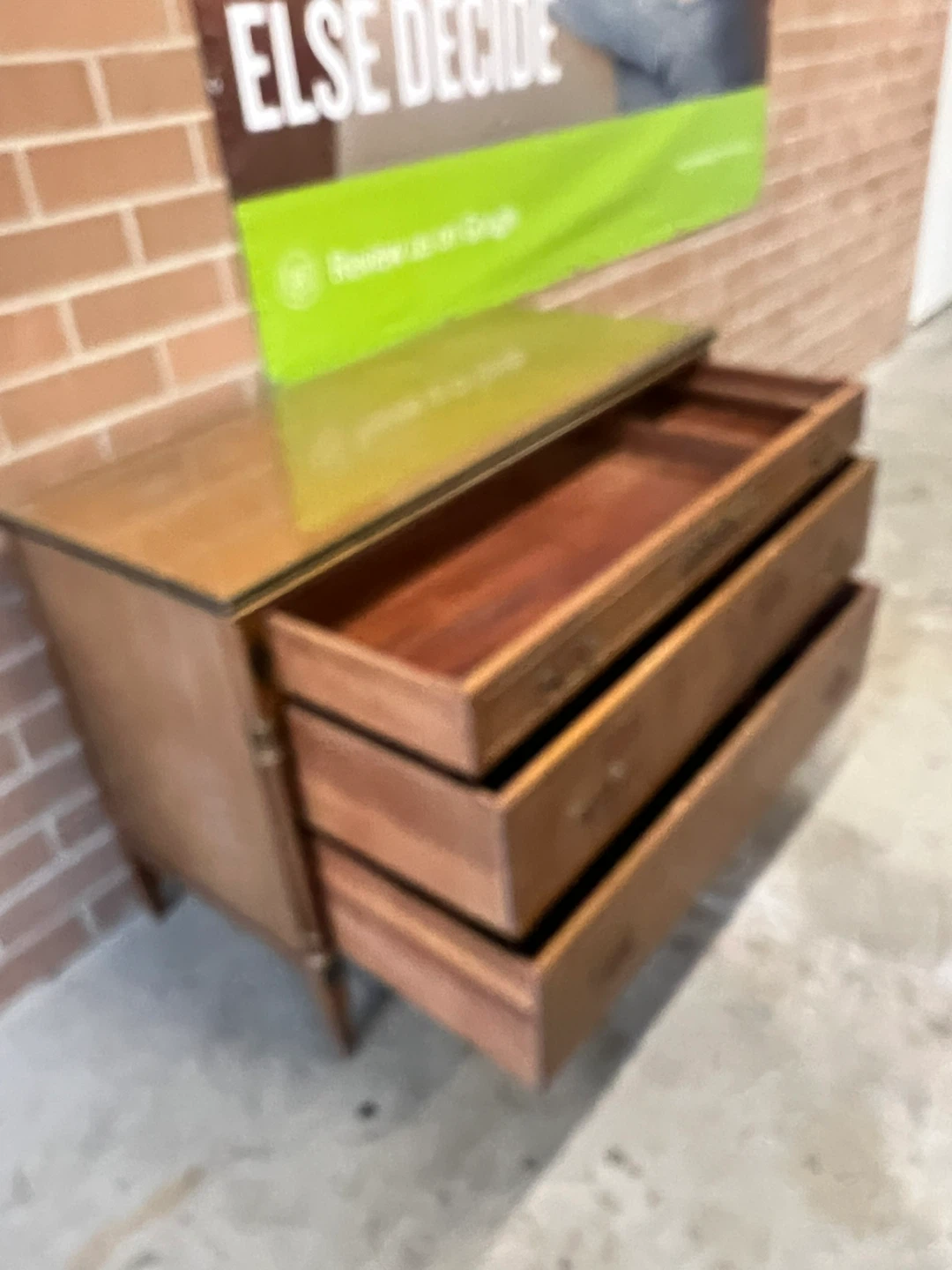 Northern Furniture Company Dresser - photo 3