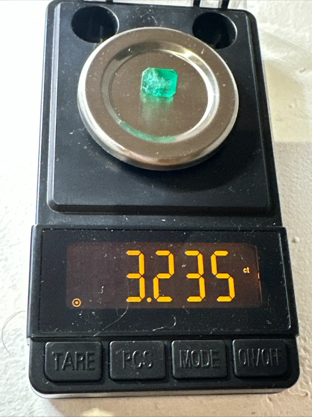 Beautiful Zambian emerald Loose Stone 3.23 Carat image indicator(6)