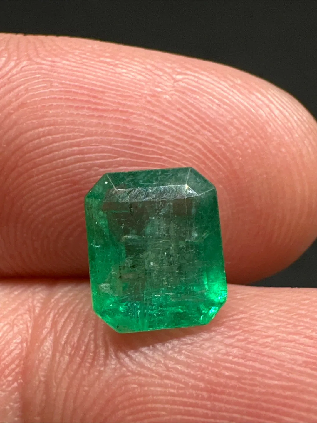 Beautiful Zambian emerald Loose Stone 3.23 Carat image indicator(7)