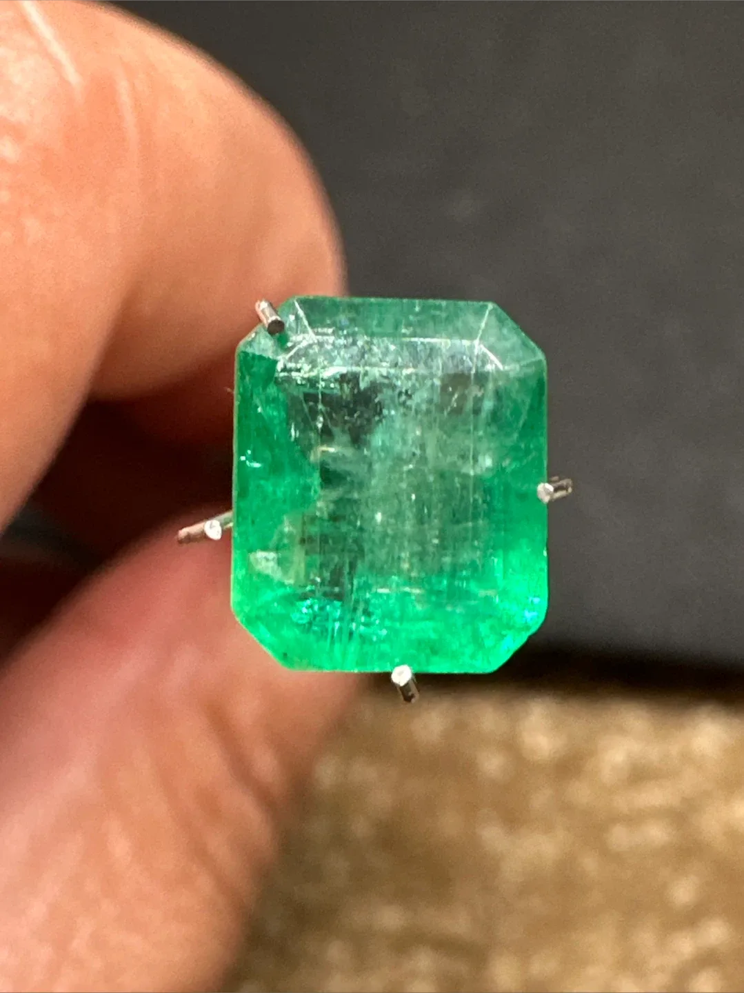 Beautiful Zambian emerald Loose Stone 3.23 Carat image indicator(10)
