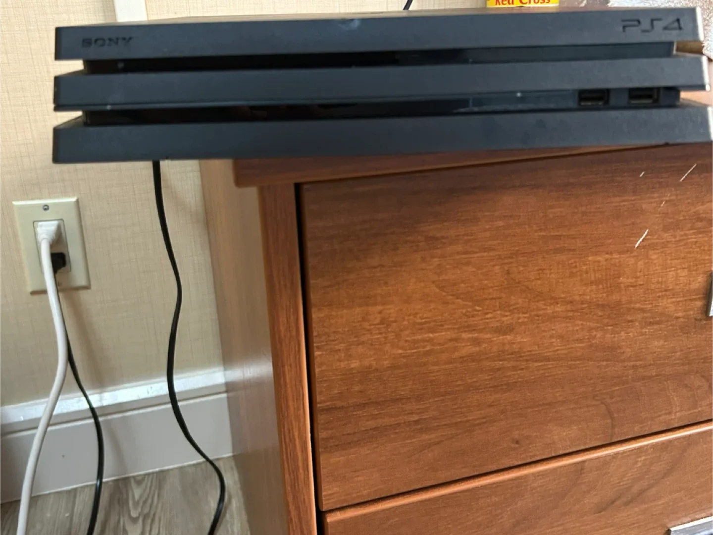 Sony PlayStation 4 Pro Black 🧡 image indicator(2)