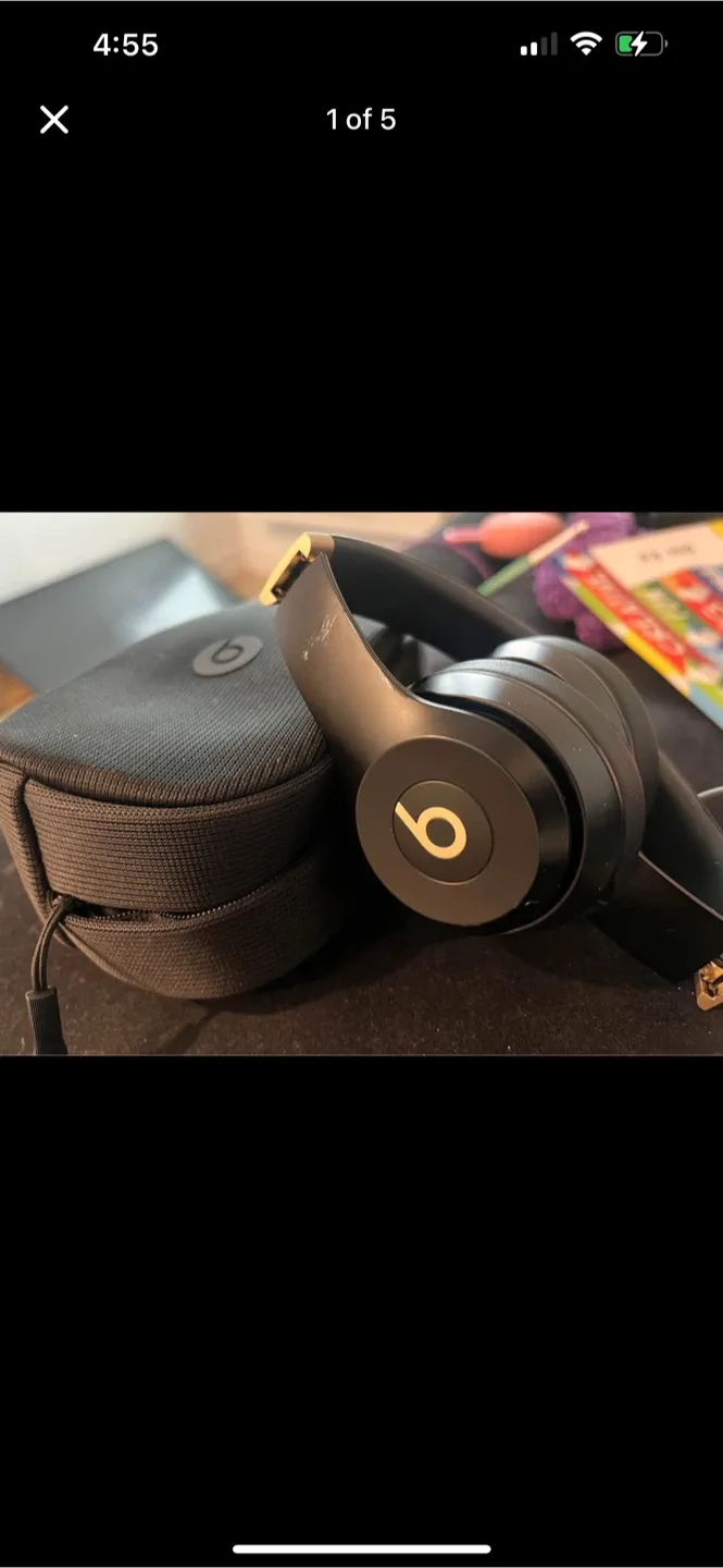 Beats Solo4 Wireless Headphones - Black thumbnail