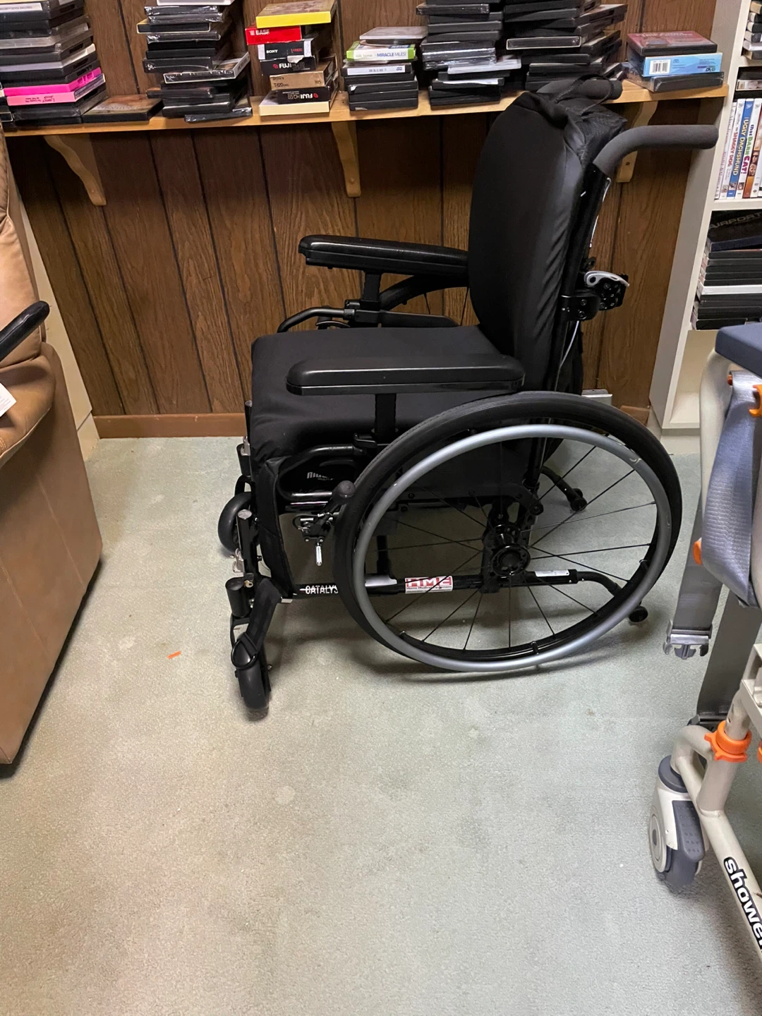 Catalyst 5 Wheelchair - Black