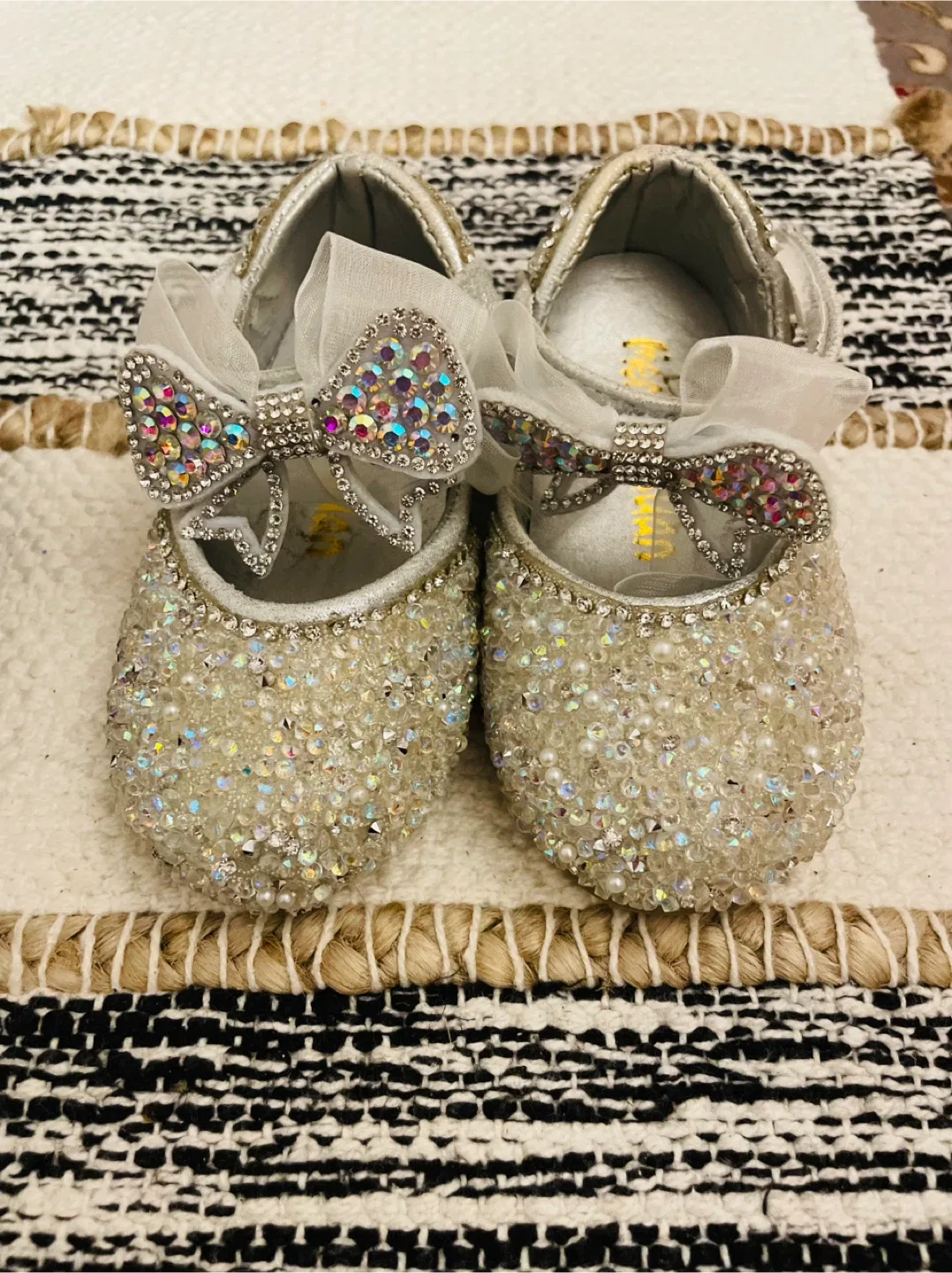 Baby Girl Shoes - Size 4 - Sparkly & Cute!