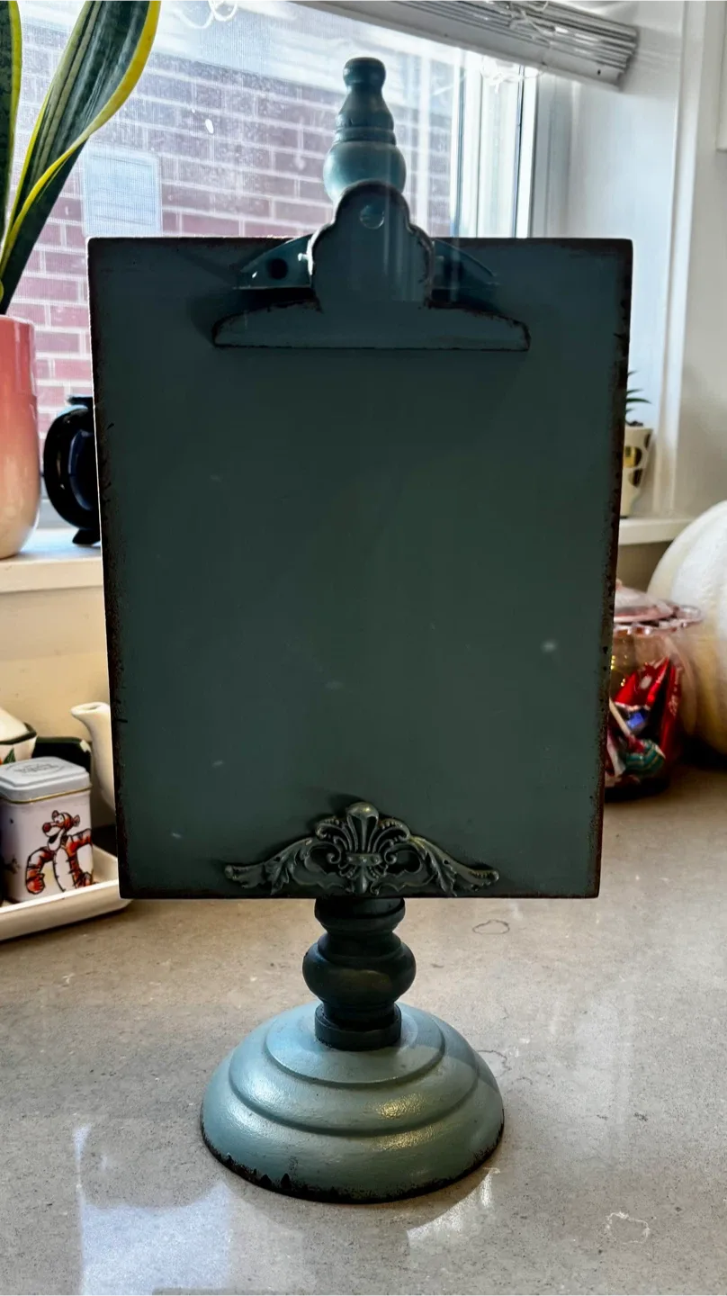 Vintage Style Message Board Decor image indicator(4)