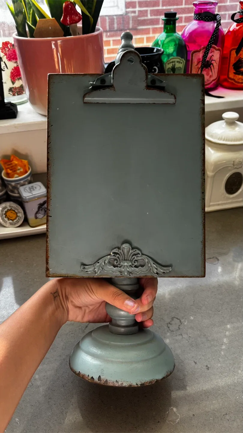 Vintage Style Message Board Decor image indicator(3)