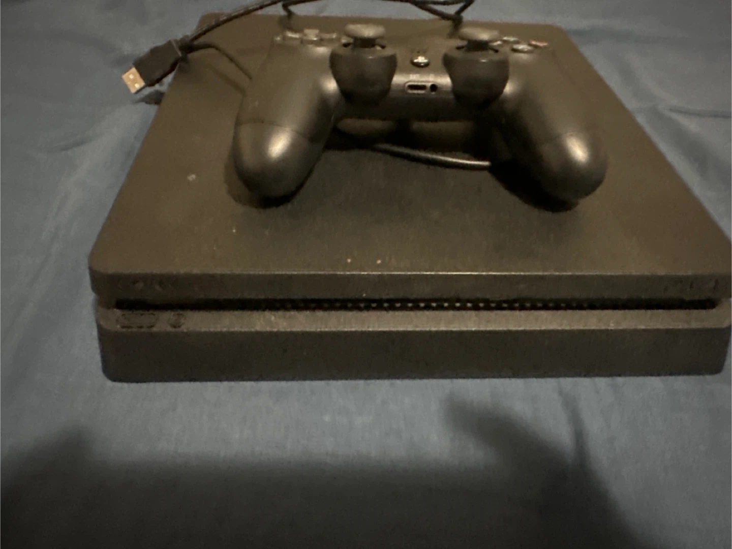 PlayStation 4 Console with Controller - photo 2