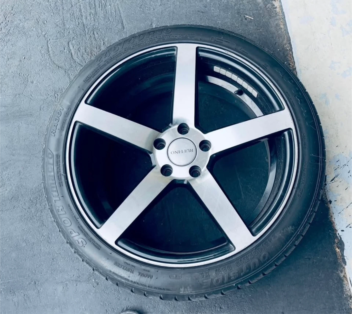 Ruffino Rims 245/40ZR19