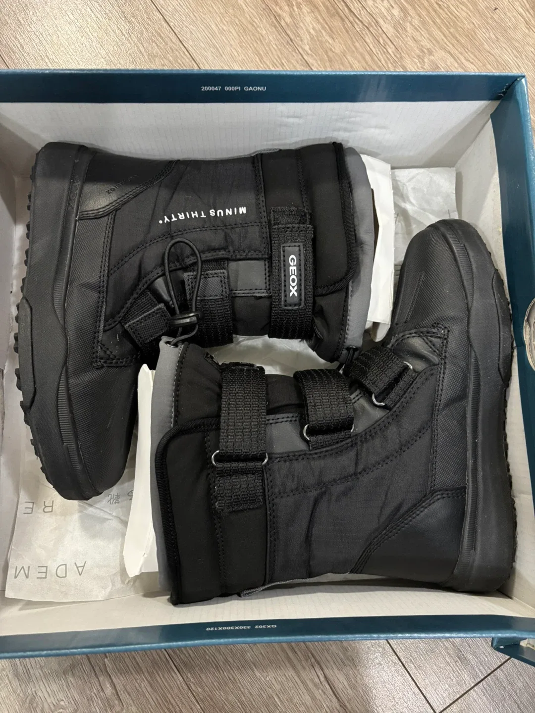 Geox Minus Thirty Black Winter Boots - Size 2 image indicator(2)