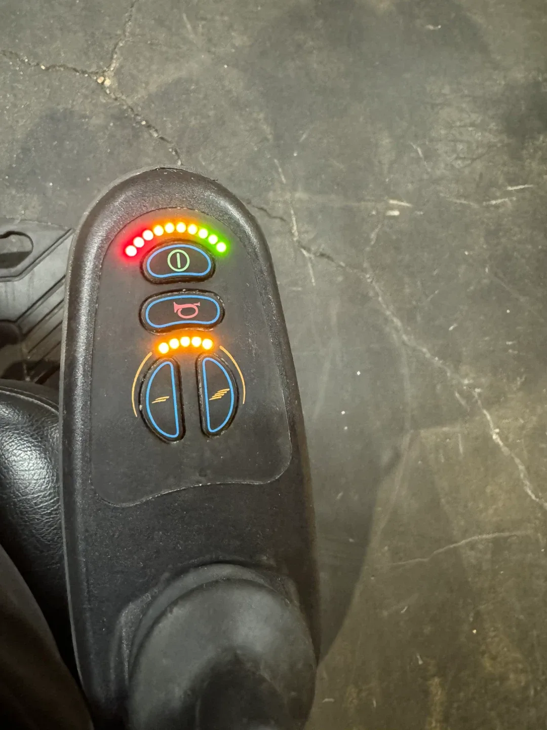 Literider envy portable mobility scooter by Golden Technologies image indicator(4)