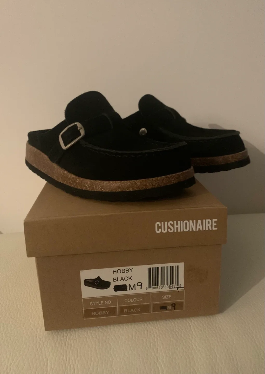 🔥 BRAND NEW! Leather Suede Clogs size 9 image indicator(6)