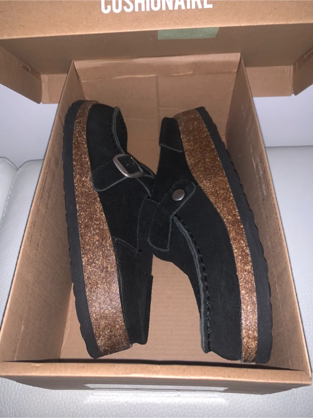 🔥 BRAND NEW! Leather Suede Clogs size 9 image indicator(10)