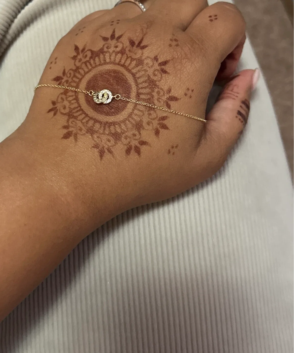 Interlocking Necklace thumbnail