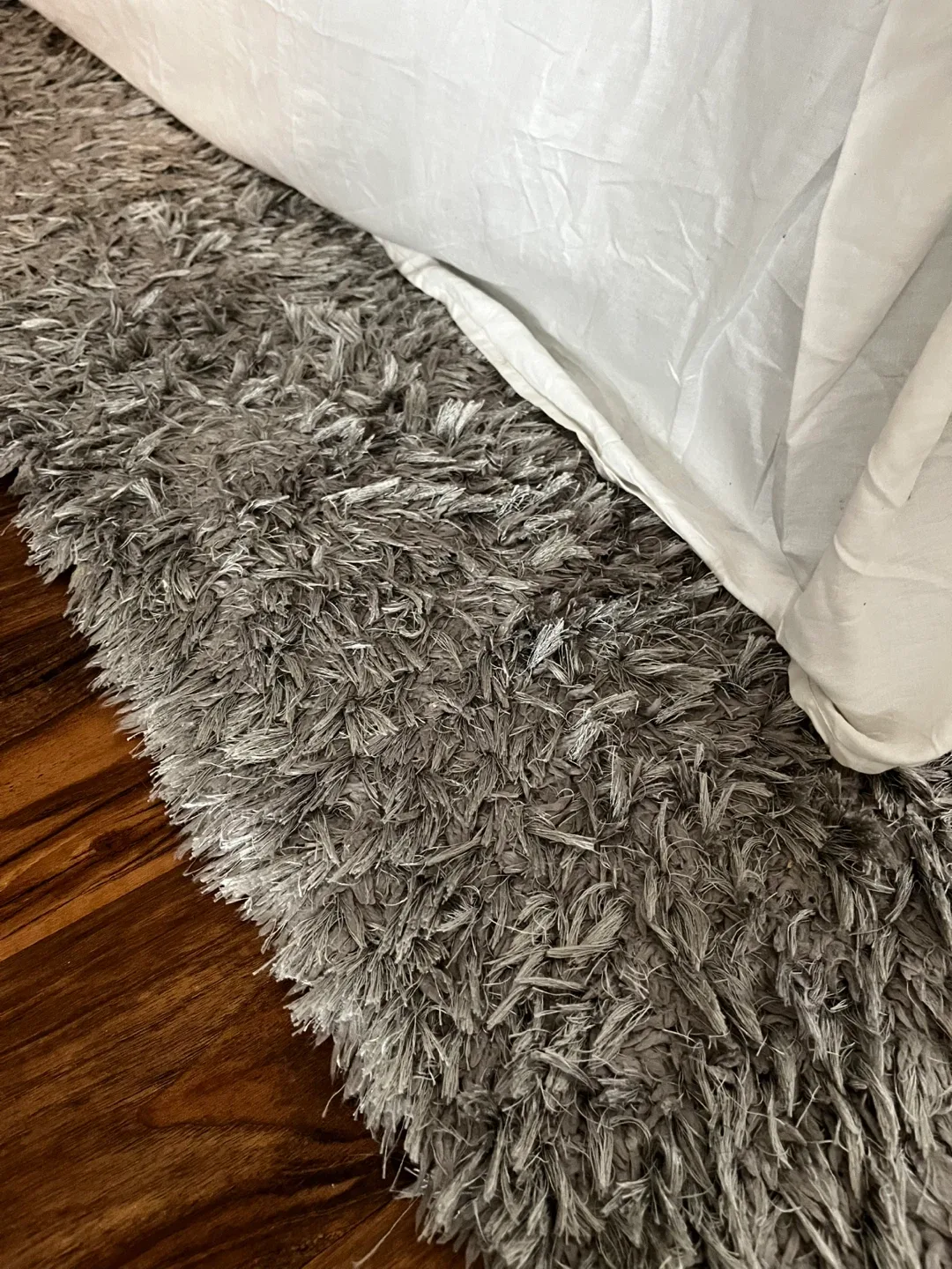Grey Shag Rug image indicator(2)