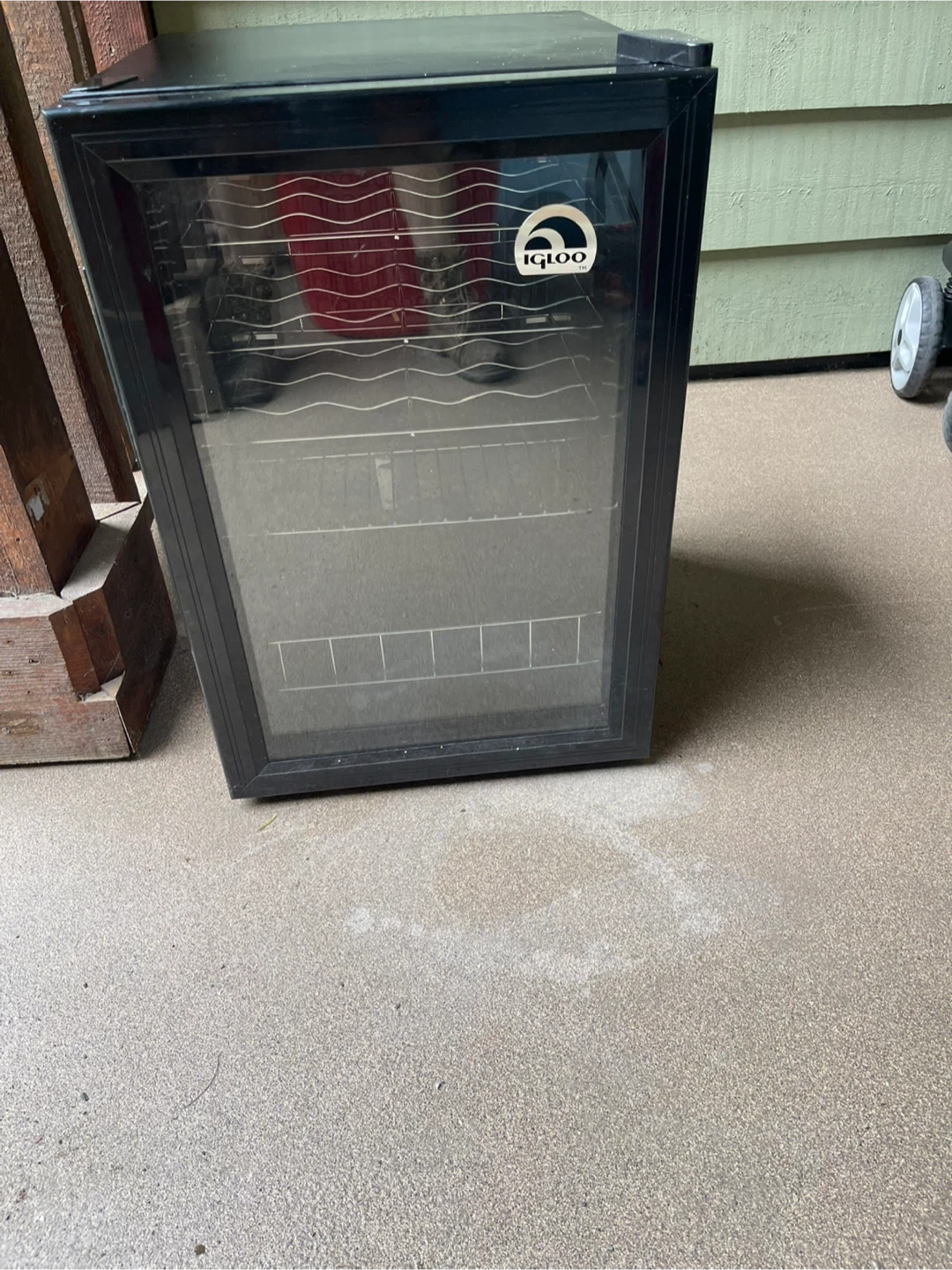 Igloo Wine Cooler - Model FRW197