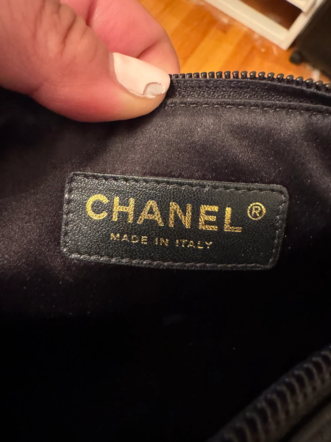 Chanel Black Leather Hobo Bag - photo 4