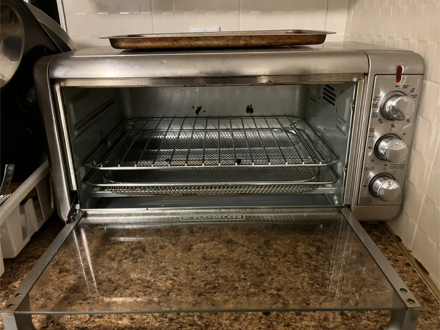 Black+Decker Toaster Oven image indicator(2)