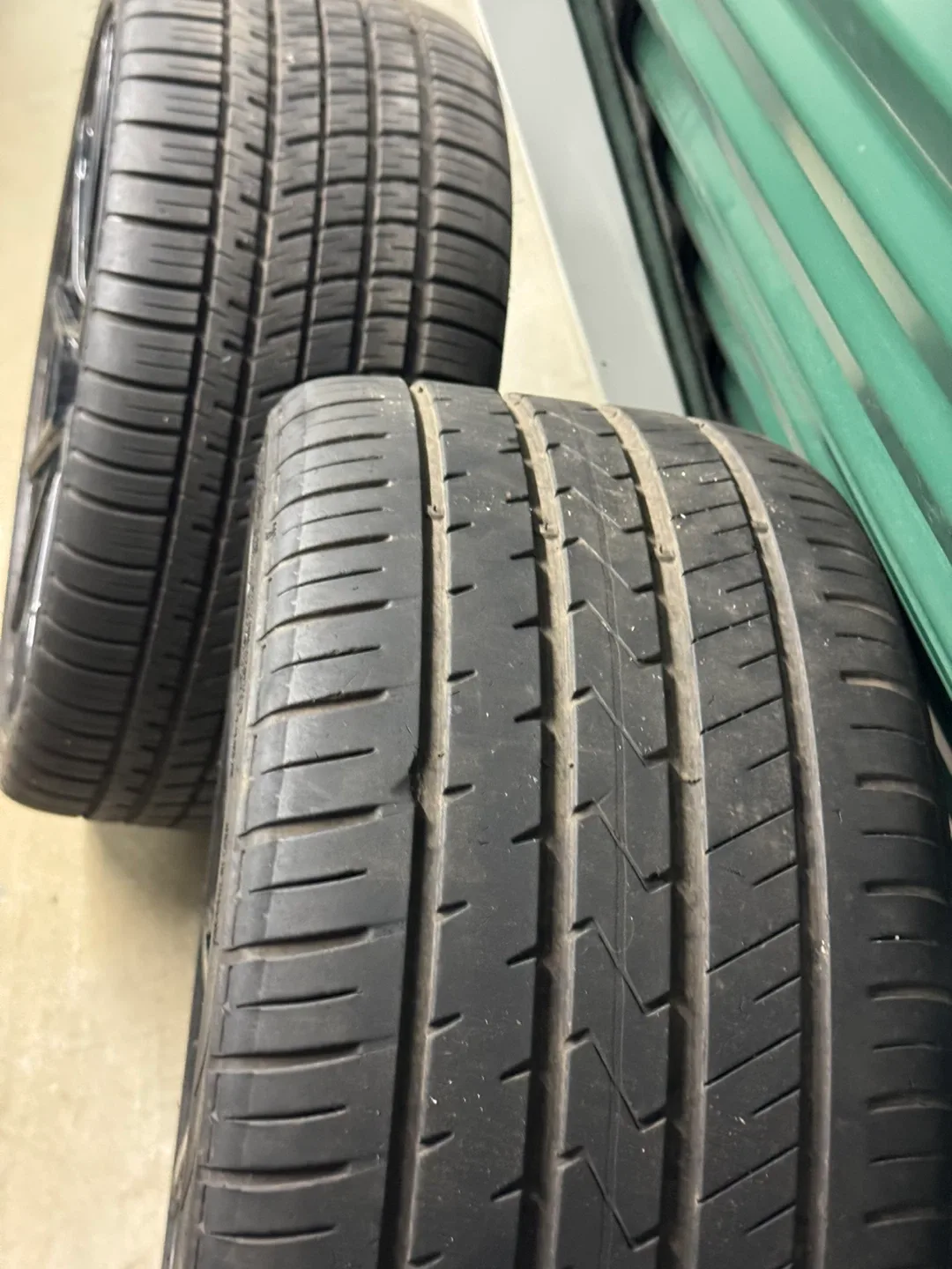 275/30ZR20 97W XL Rims image indicator(4)