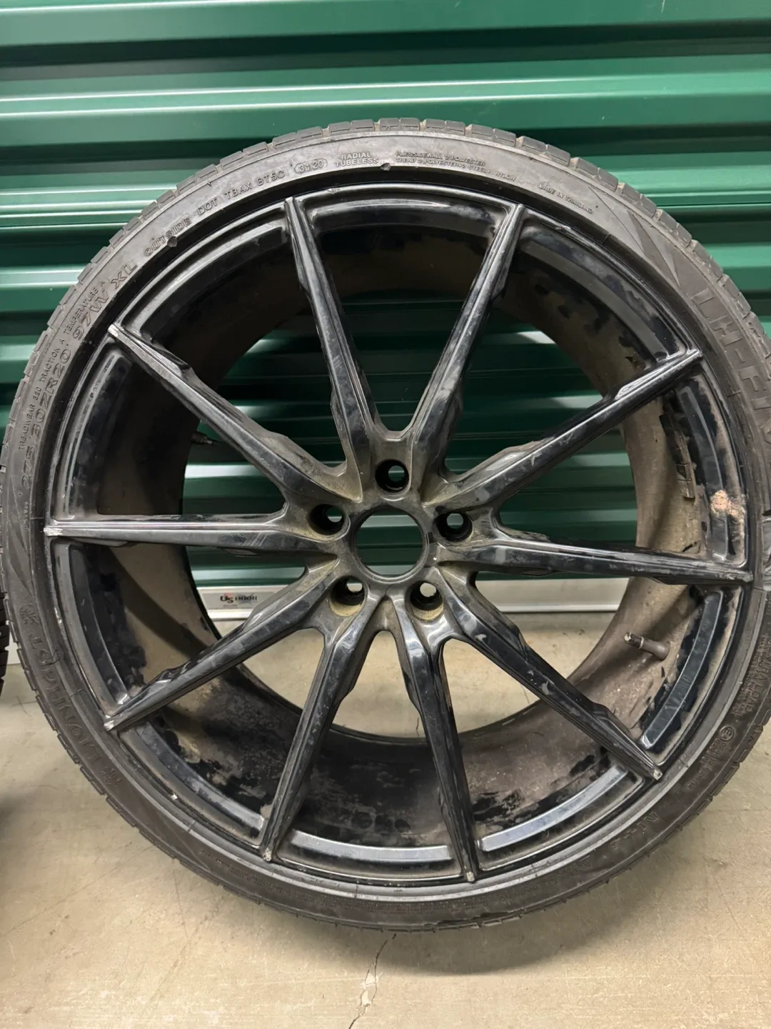 275/30ZR20 97W XL Rims image indicator(2)