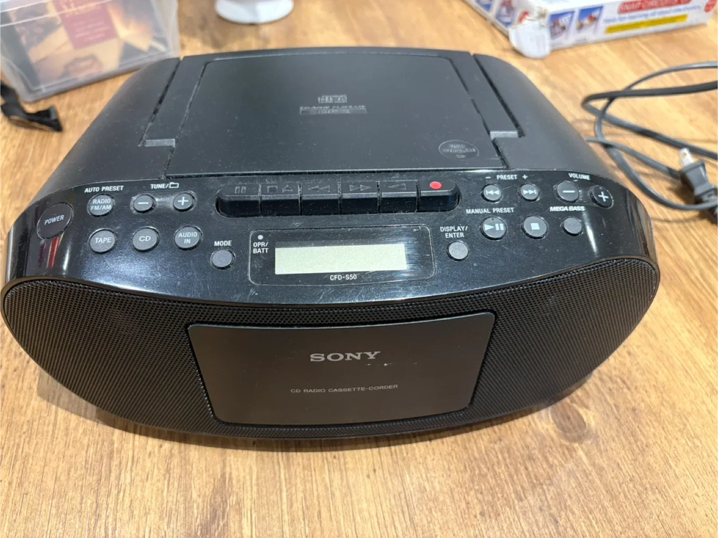 Sony CFD-S50 Audio System With CD, Cassette Player thumbnail