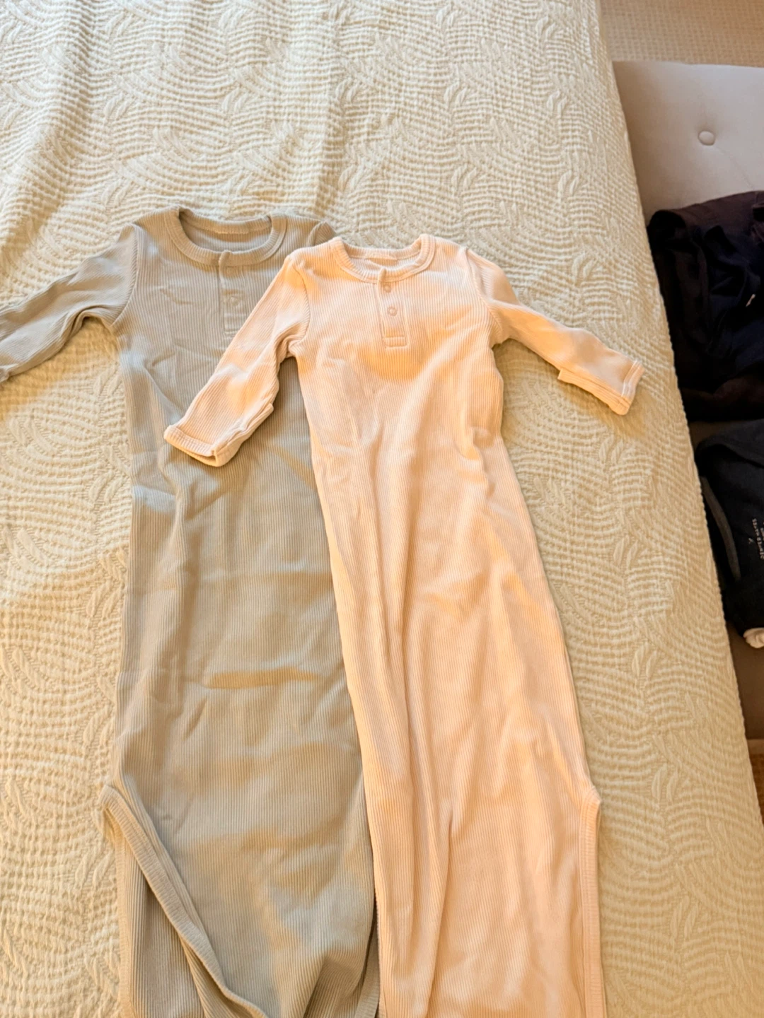 Baby Outfits - 0-6 Months - photo 3