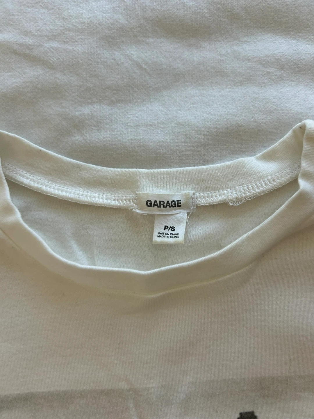 Garage White Graphic Tee - Size P/S - photo 2