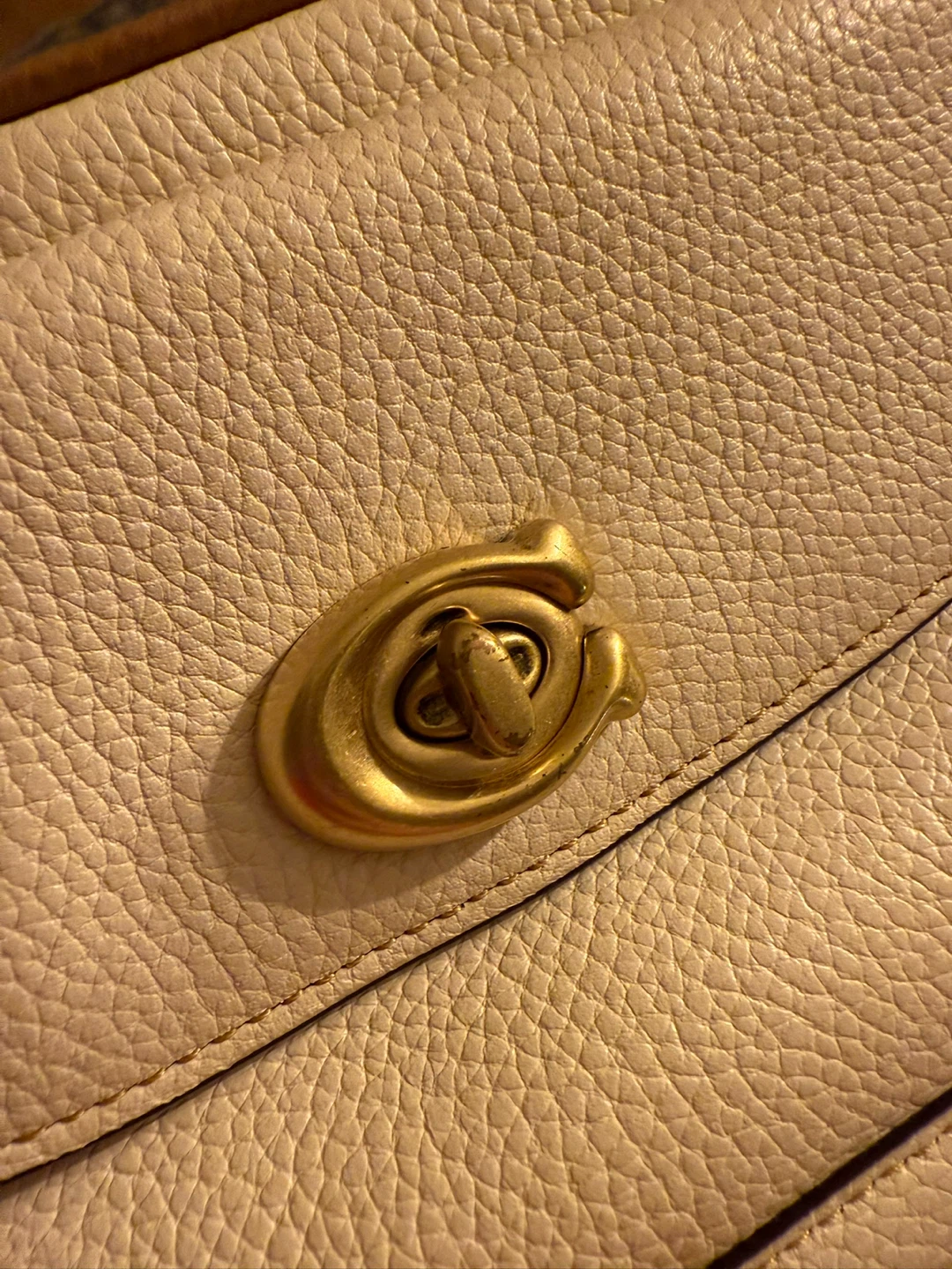 Coach Willow Camera Bag In Colorblock - photo 3