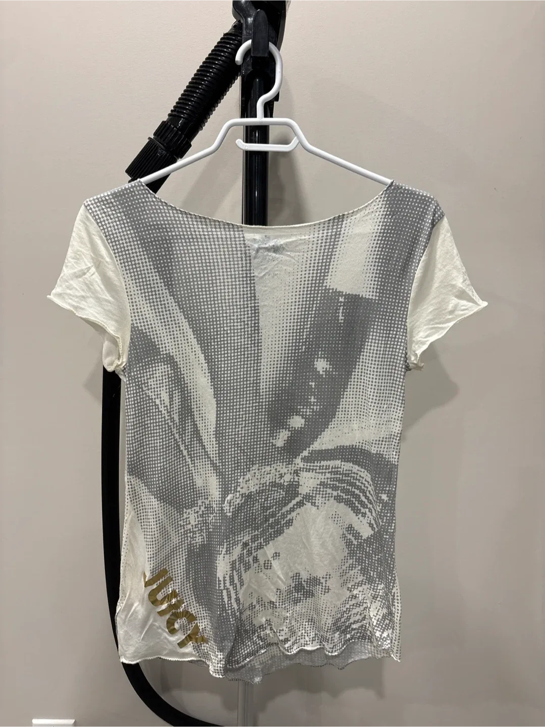Juicy Couture Graphic Tee - Size S image indicator(3)