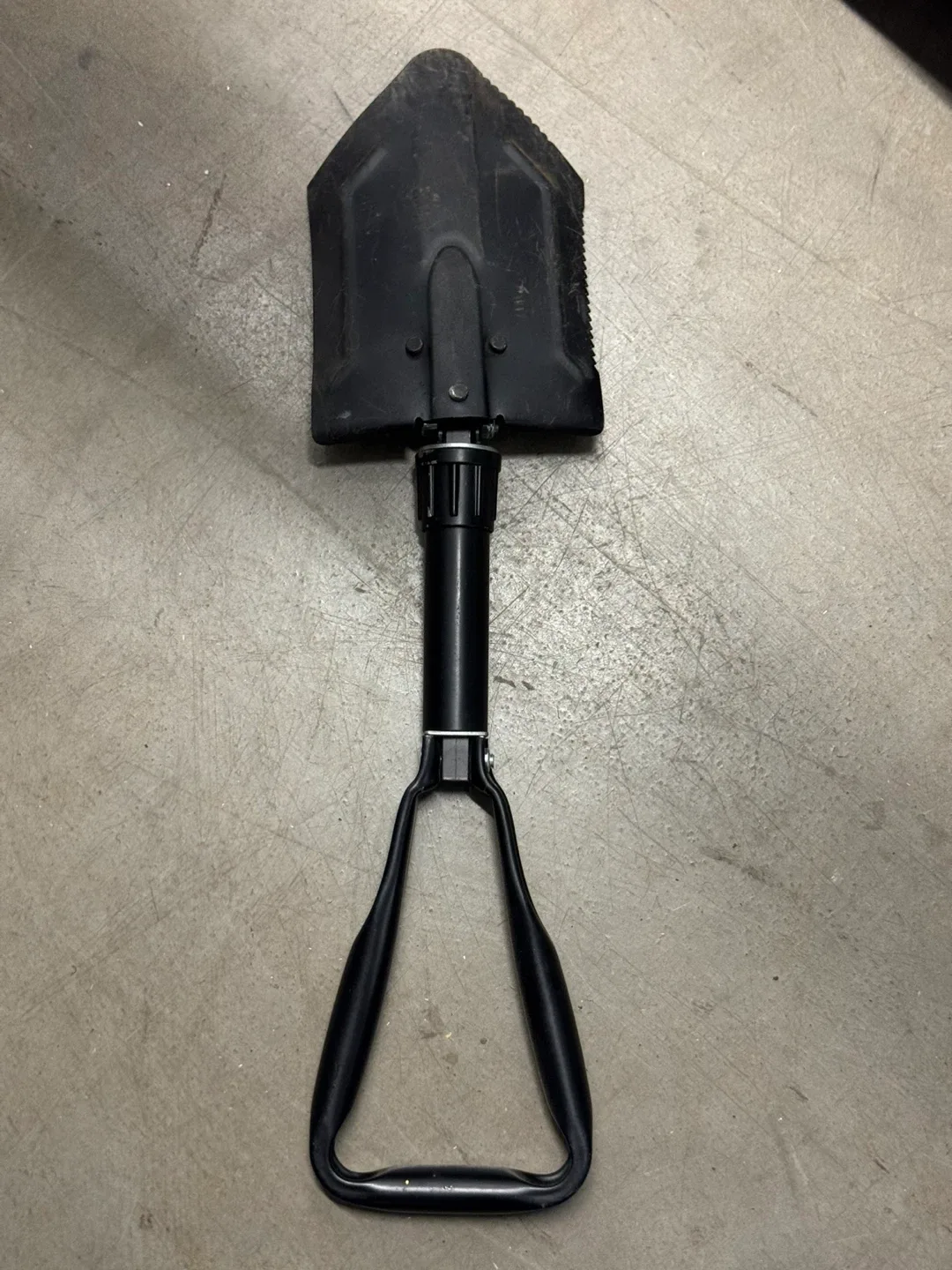 Camping Axe and Shovel Set image indicator(3)