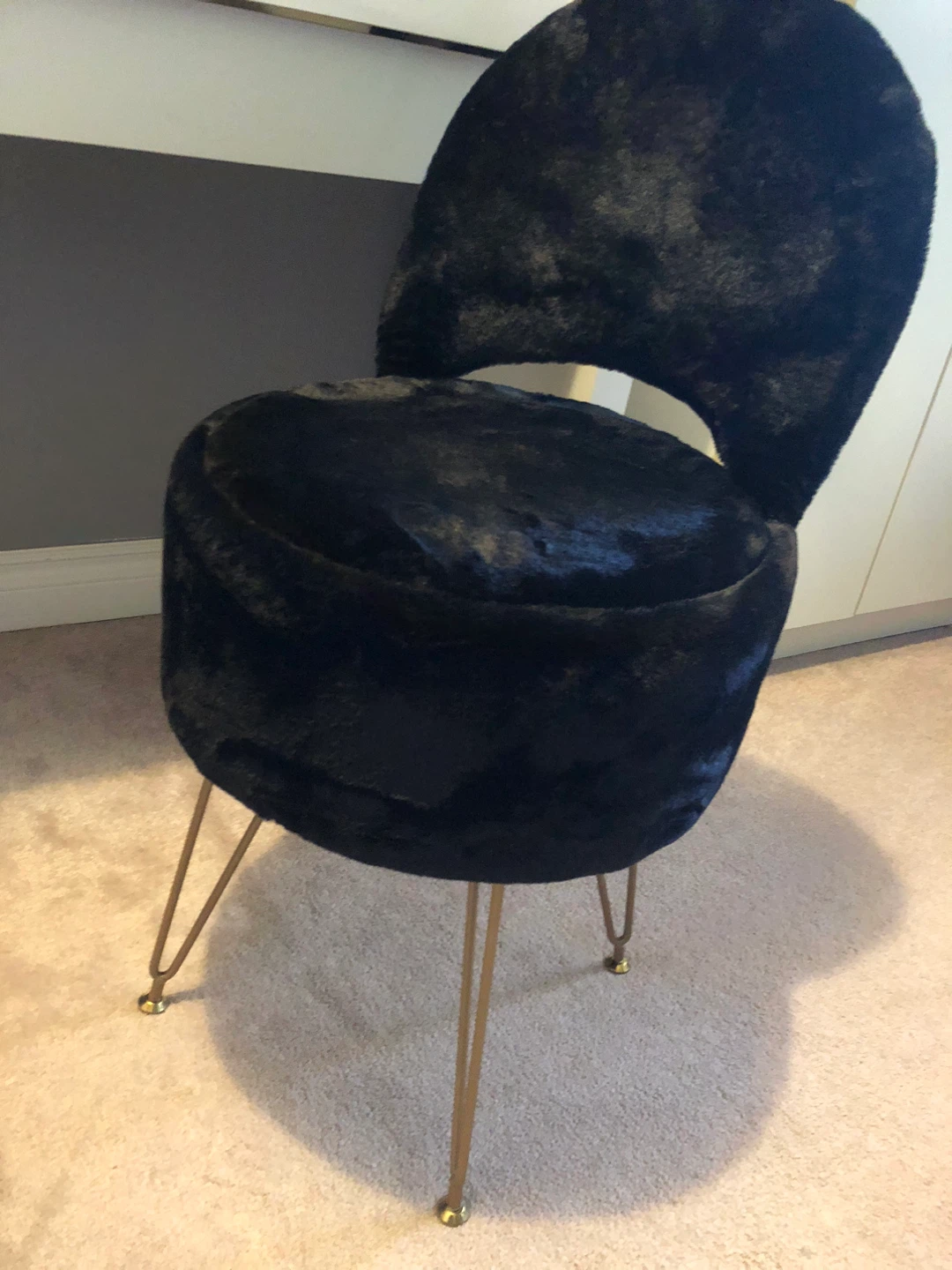 Faux Fur Vanity Chair - Black & Gold - photo 2