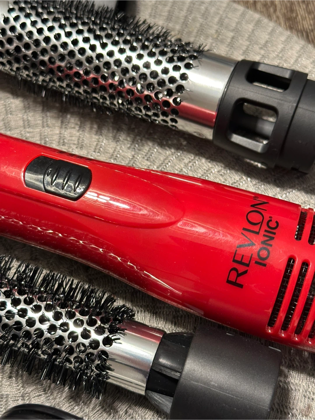 Revlon Ionic Hair Dryer Styler ❤️ - photo 2