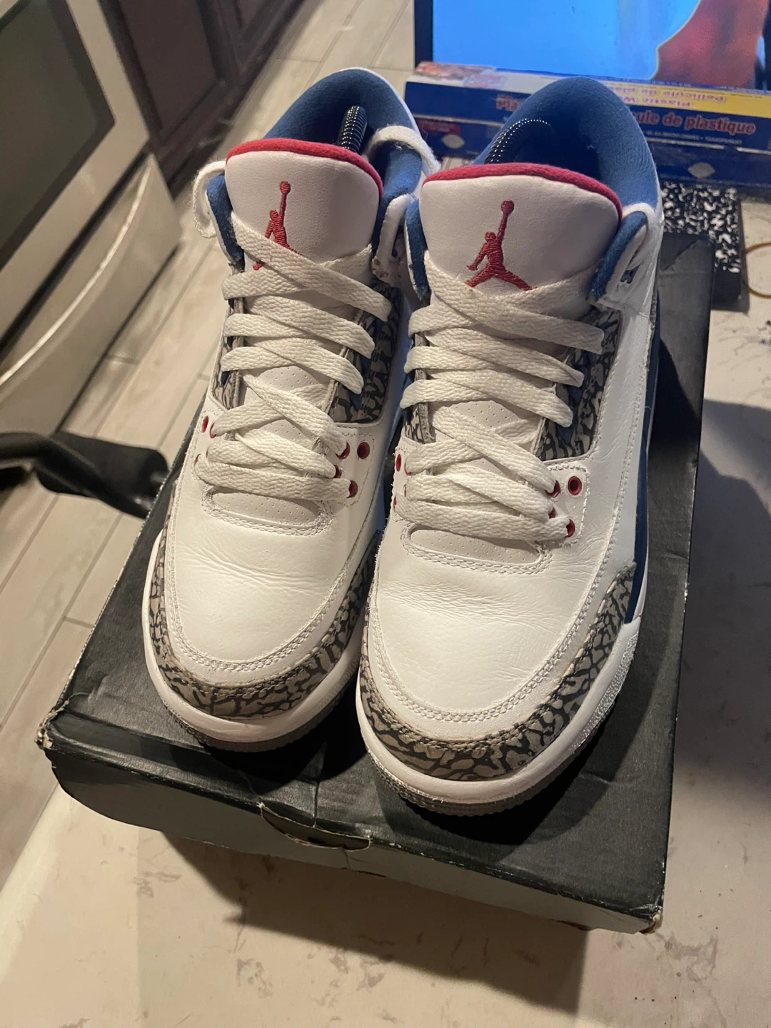True blue Jordan 3’s