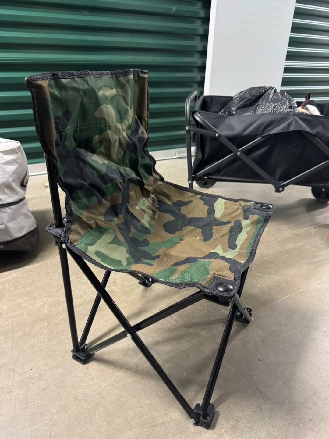 Ozark Trail Backpacking Chair - Camo + kit of chairs for kids image indicator(3)