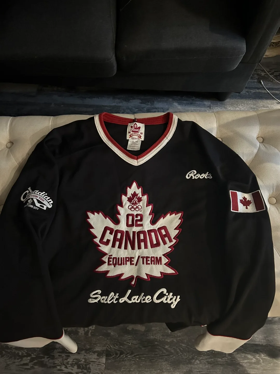 Roots Canada Olympic Team 2002 Jersey - XL thumbnail