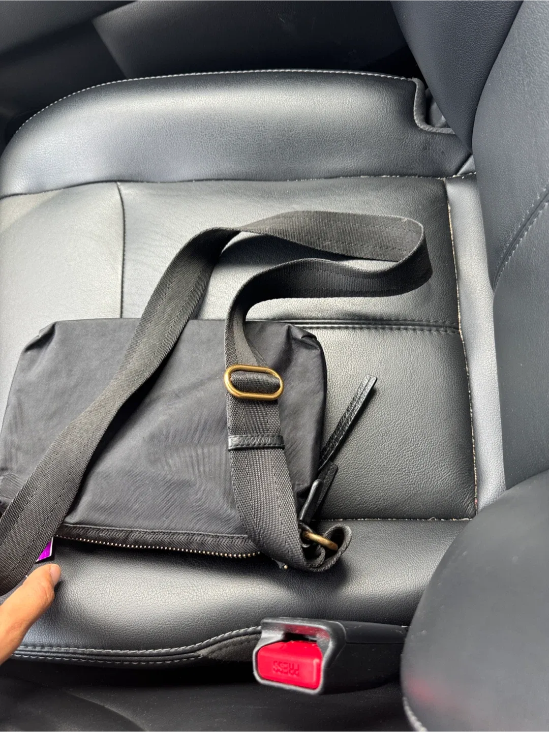 Marc Jacobs Black Crossbody Bag image indicator(4)