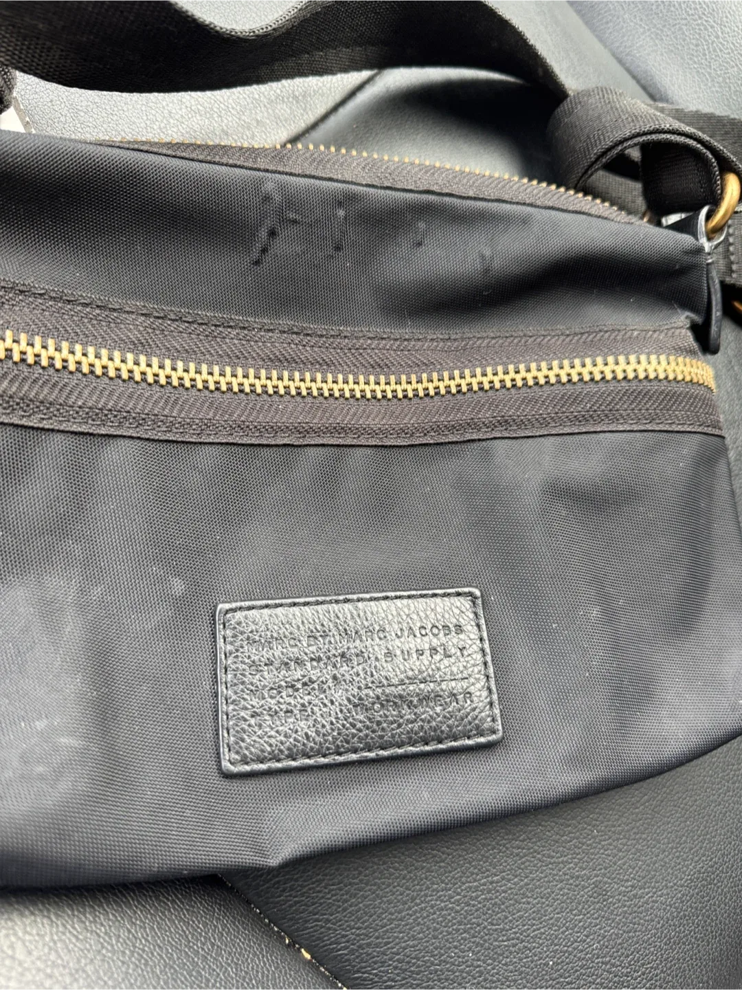 Marc Jacobs Black Crossbody Bag image indicator(2)