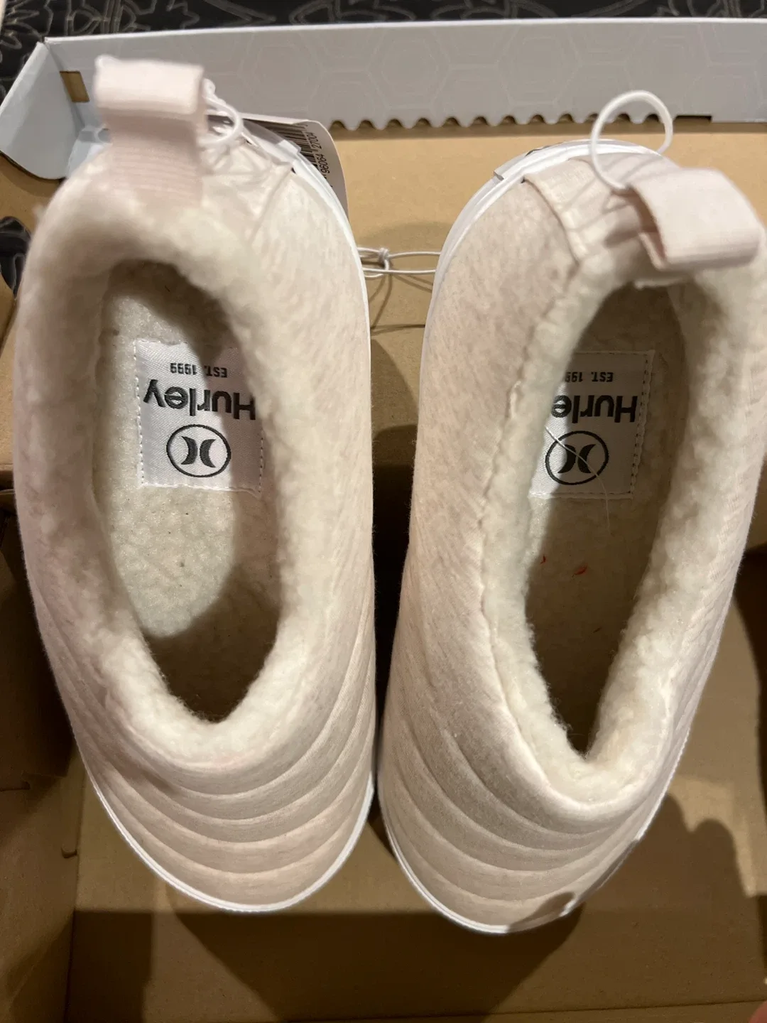 Hurley Natural Women's Size 6 Shoes - New in Box! image indicator(3)