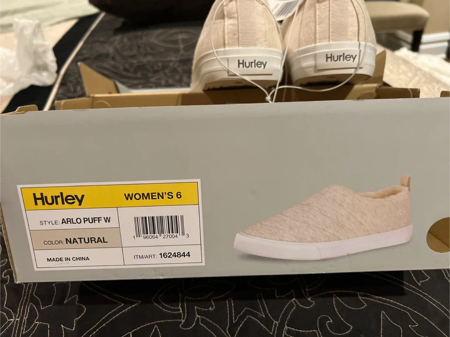Hurley Natural Women's Size 6 Shoes - New in Box! image indicator(6)