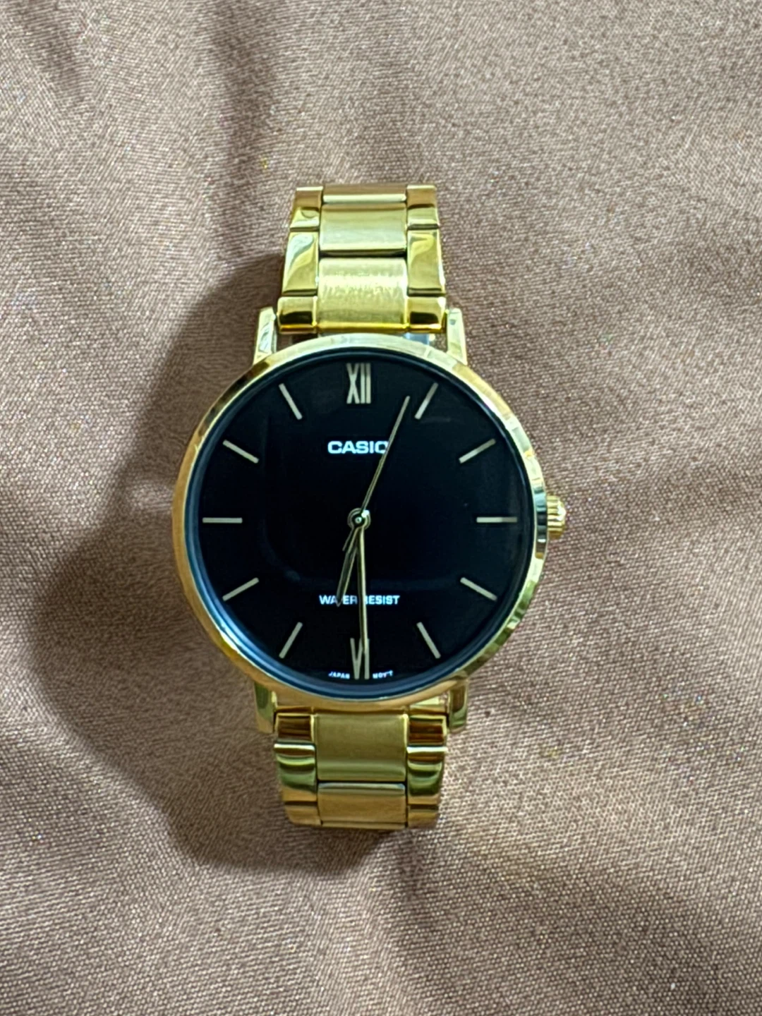 Casio Water Resist Gold Watch