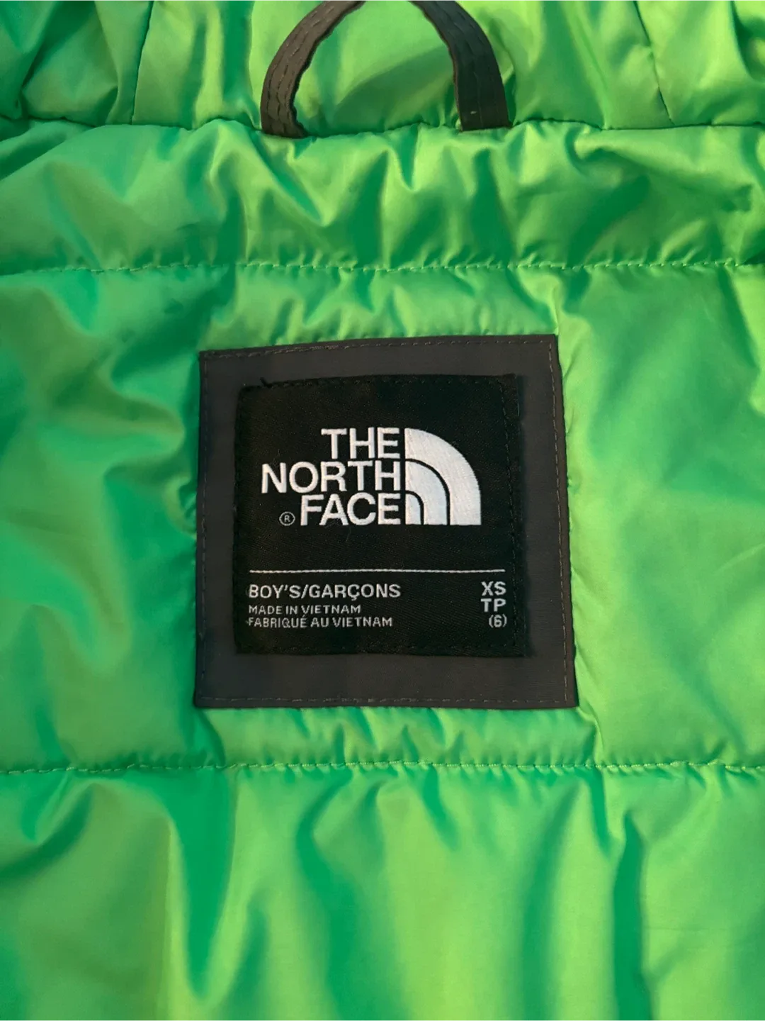 North Face Boy's XS (6) Jacket - Green & Black image indicator(4)