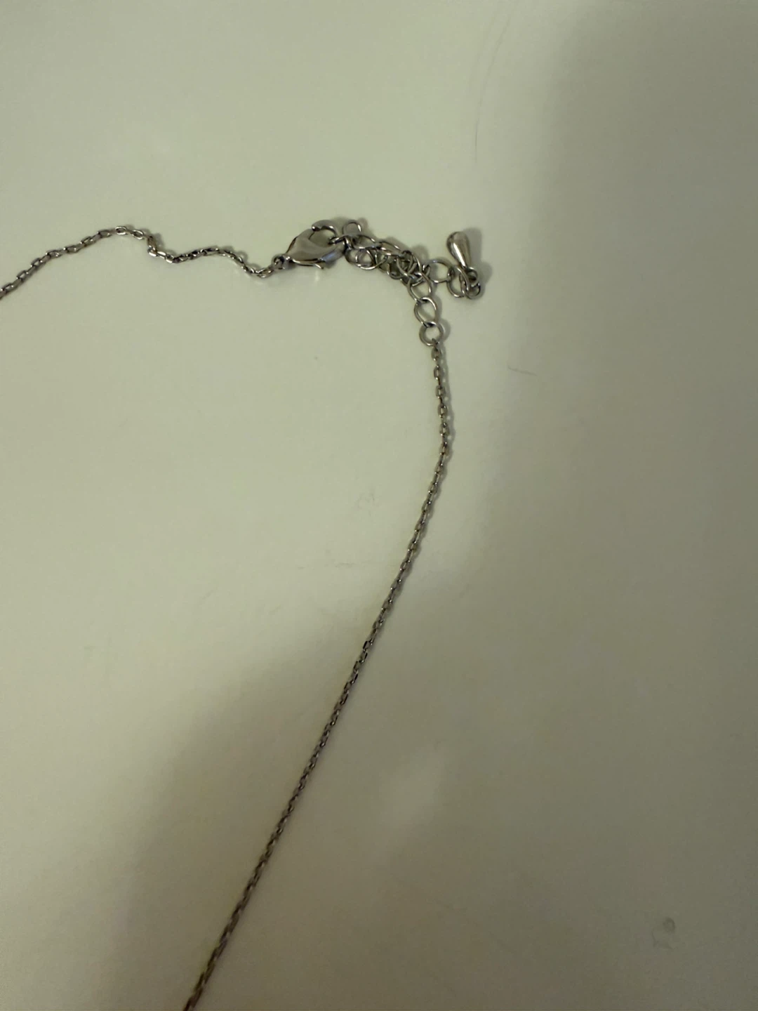 Silver Tone Necklace with Heart Pendant - photo 4