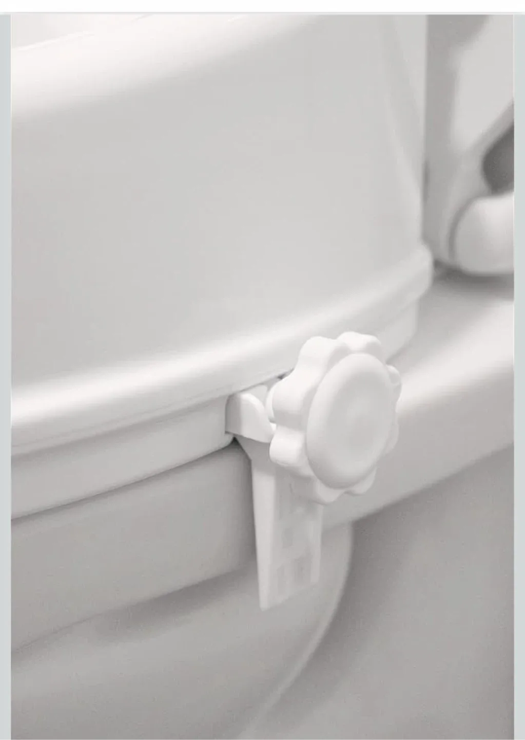 Raised Toilet Seat with Lid image indicator(4)