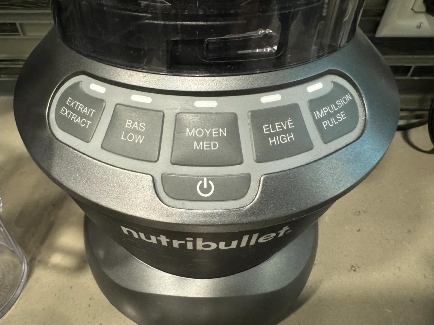 NutriBullet blender combo image indicator(5)