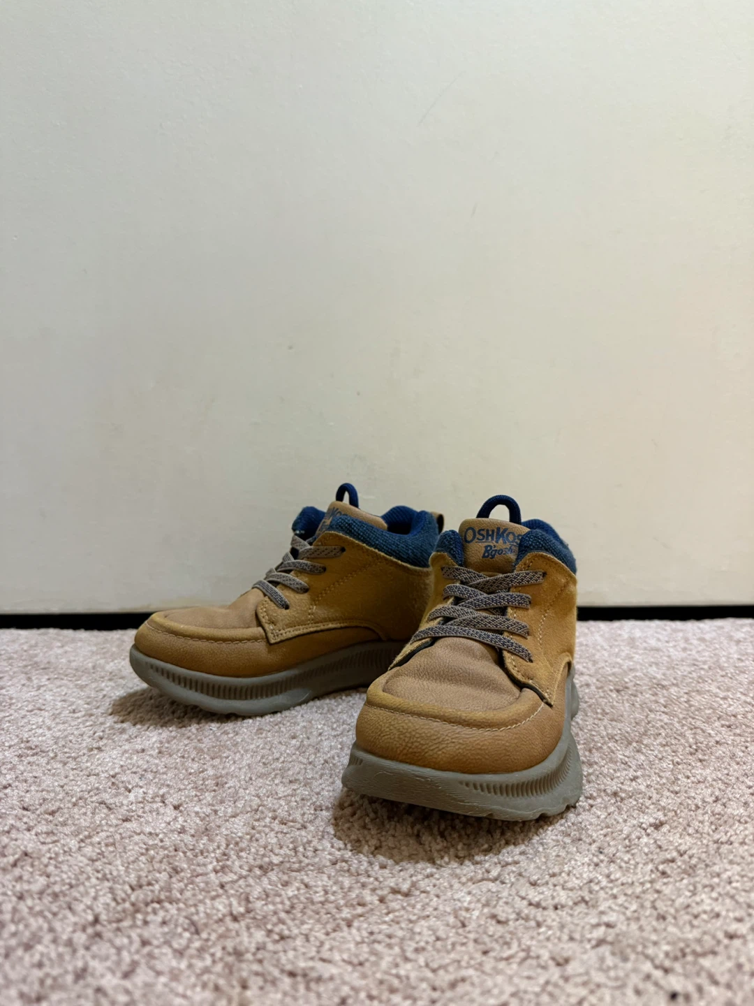 OshKosh B'gosh Kids' Boots - Size 11M