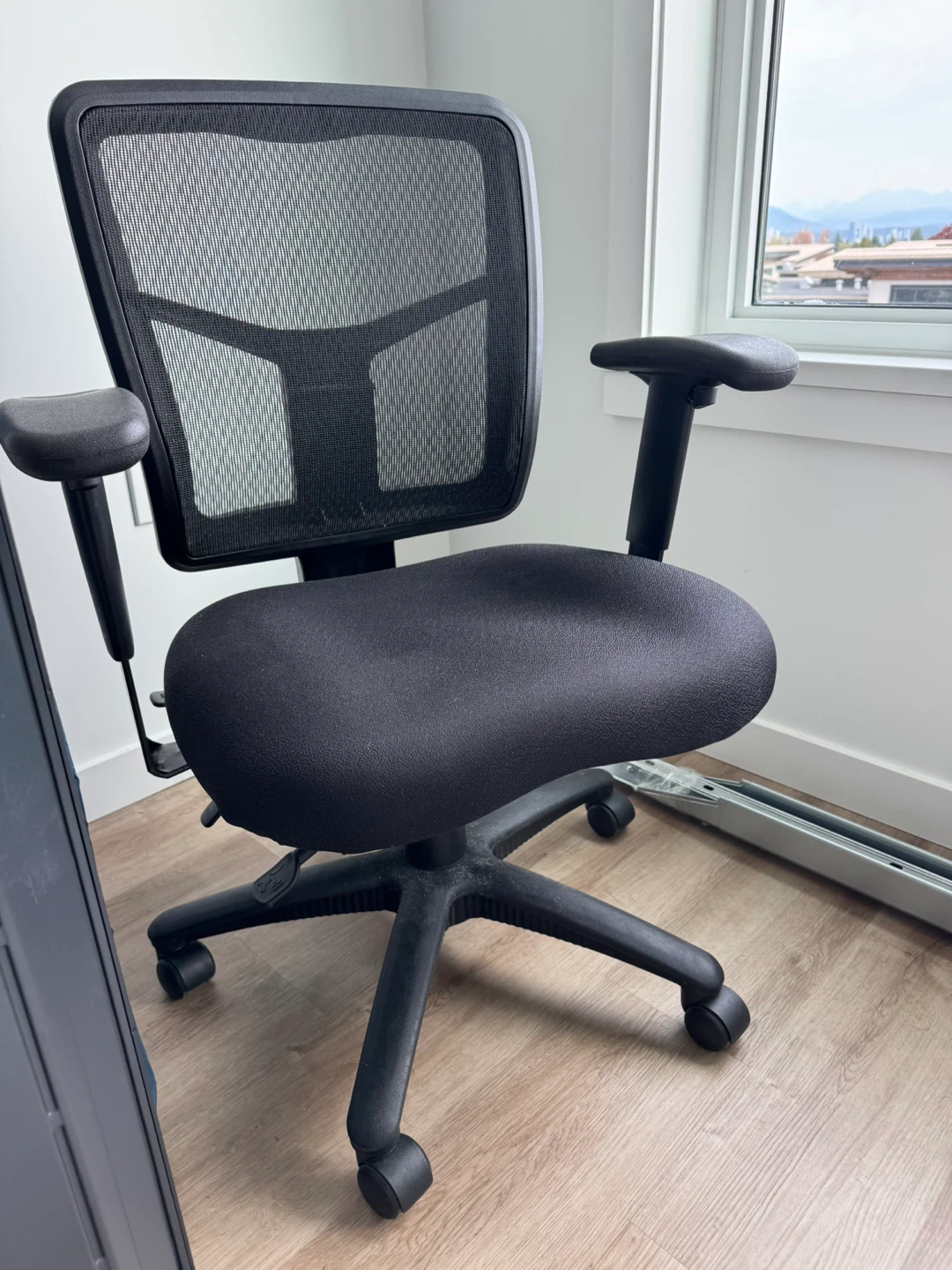 Black Mesh Office Chair